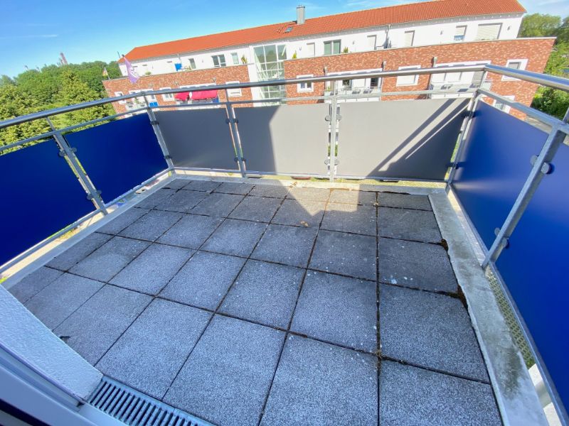 SENIORENWOHNUNG zwei Balkone, Dusche, Wanne, Aufzug, Fußbodenheizung - Foto 4
