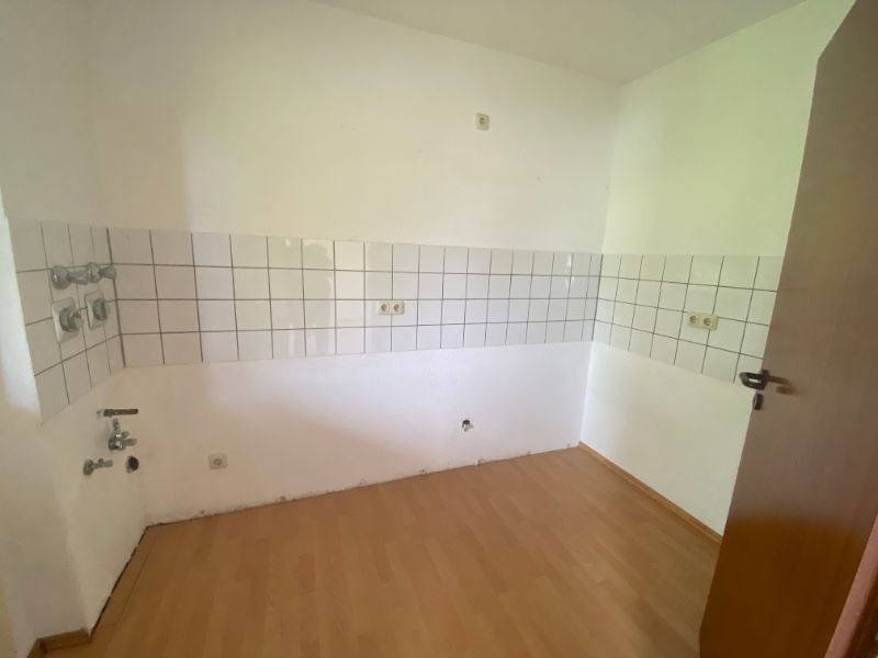 zentrale 2 1/2 Raumwohnung für Senioren ab 60 Jahren zu vermieten! - Photo 1