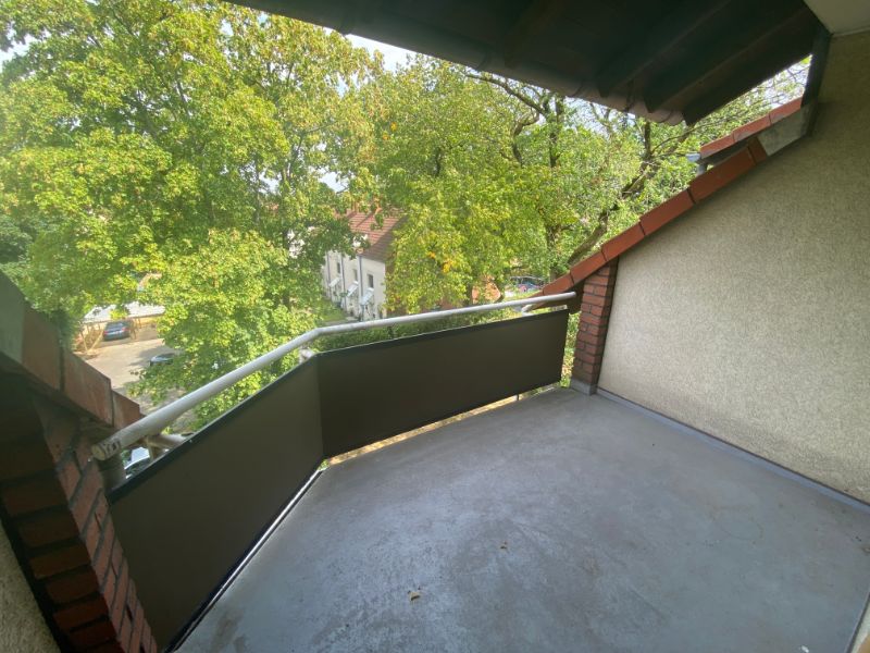 zentrale 2 1/2 Raumwohnung für Senioren ab 60 Jahren zu vermieten! - Photo 3